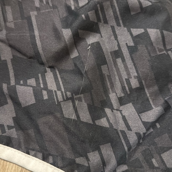 Oregon State Shorts - Picture 7 of 7